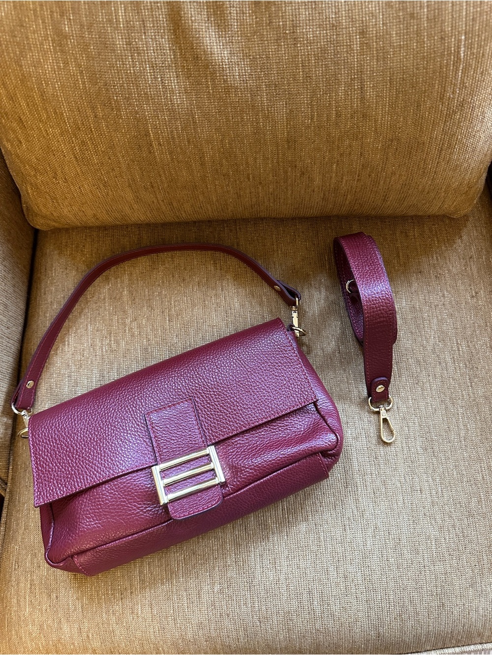 Divina Firenze Italian Handmade Bag Pebble Leather - Burgundy Shoulder/Crossbody - Picture 6 of 6